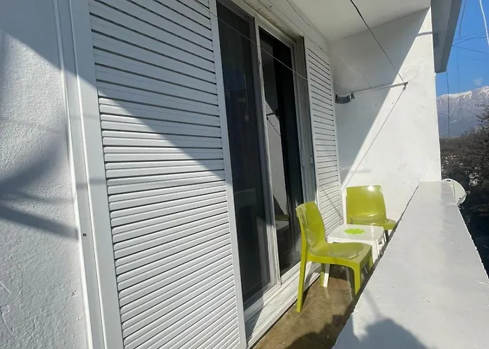 Ledi\'S Apartment